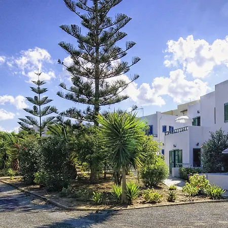 Aparthotel Sirius 3*