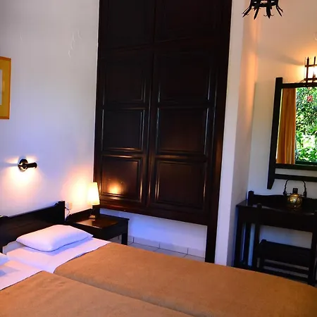 Sirius Apart Otel 4*