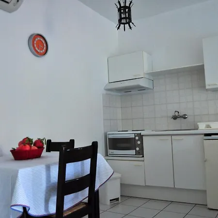 Sirius Aparthotel 3*