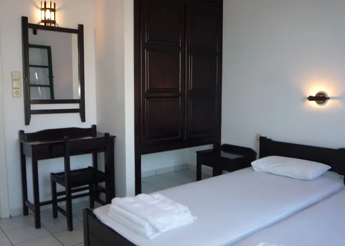 Sirius Aparthotel 3*